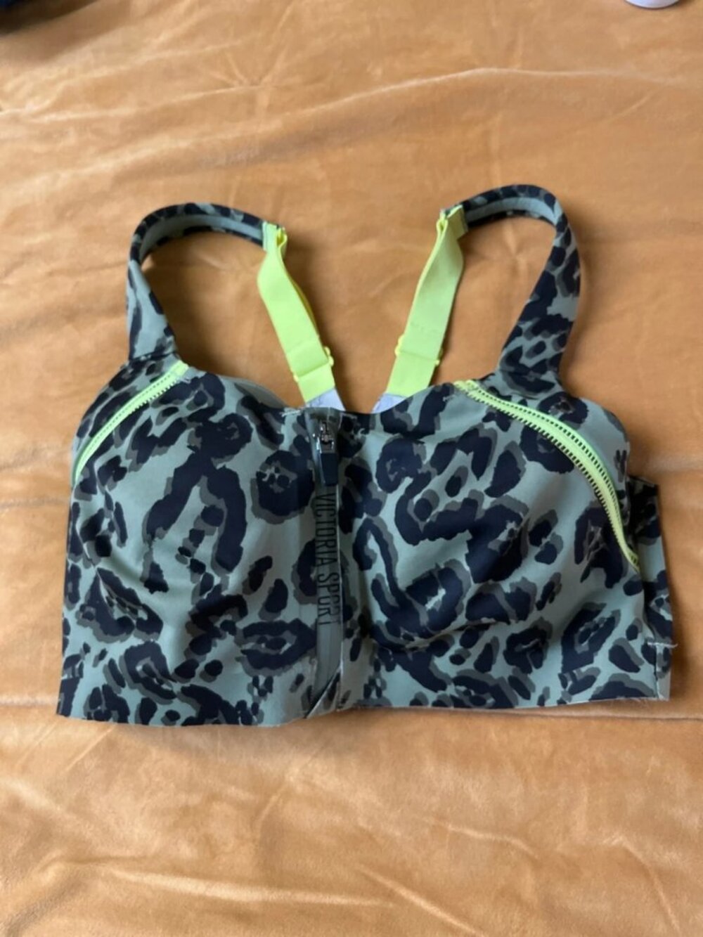 Women's Camo Sports Bra, Size 32D